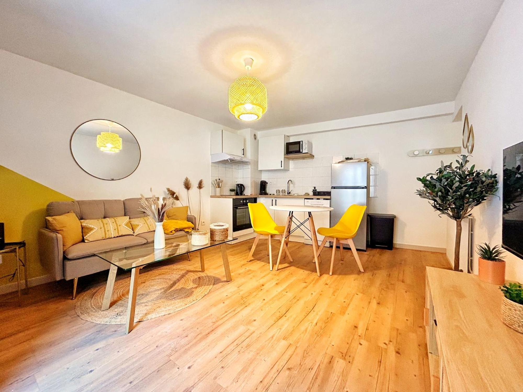 Cosy Ocre Apartment Arles Luaran gambar